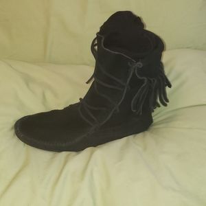 Minnetonka ankle moccasin boots